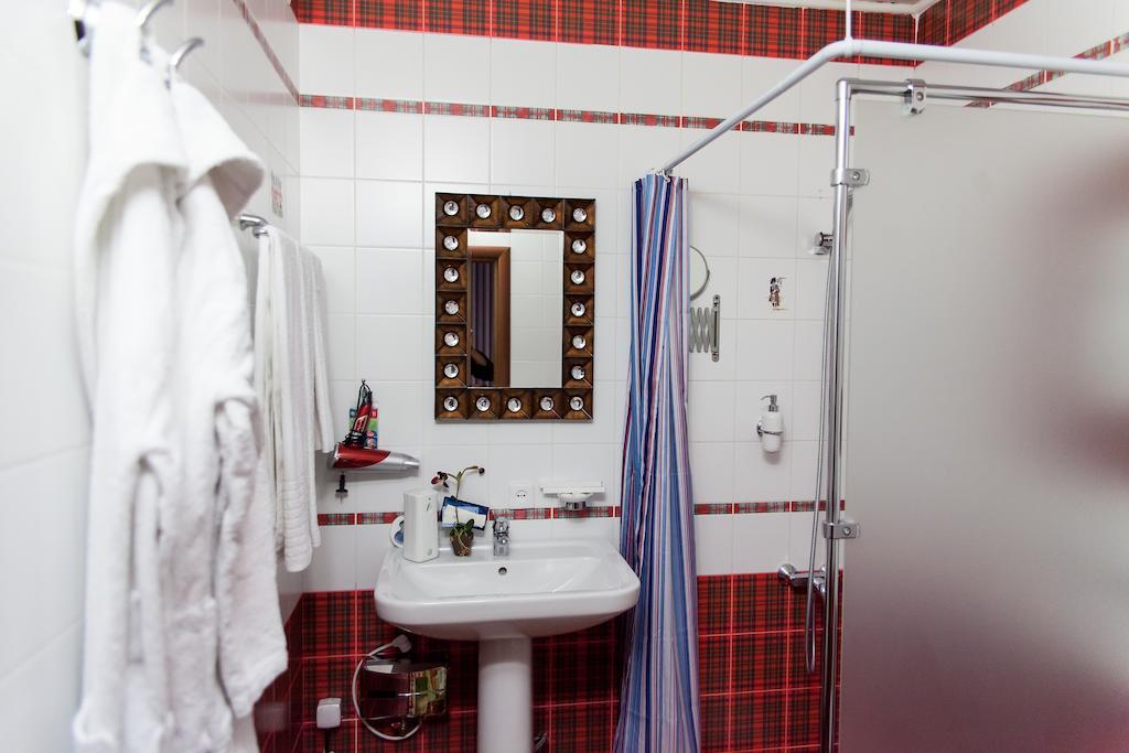Hotel General Ekibastuz Esterno foto