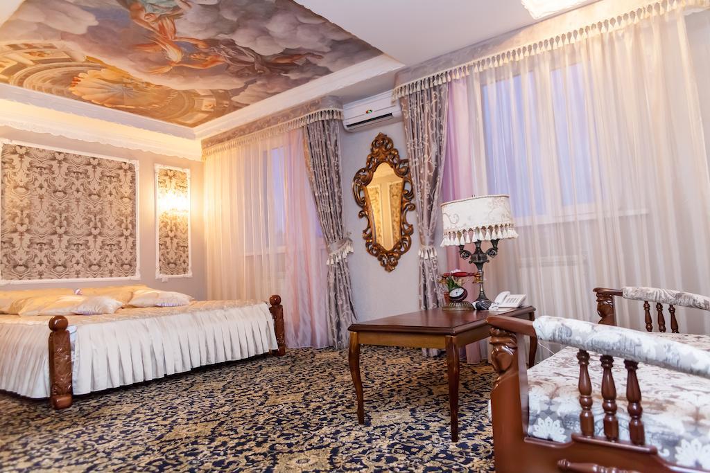 Hotel General Ekibastuz Esterno foto